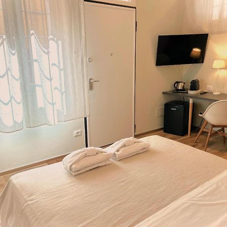 Bed In Bo San Carlo Hotel Bologna Exterior photo